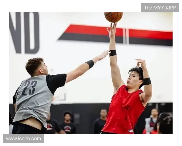 原创进步明显！开拓者战公牛，杨瀚森首节3分59秒，砍下2+1+1！