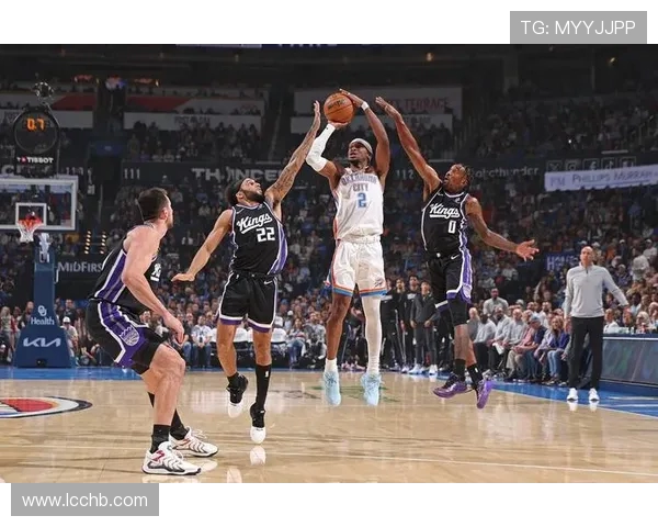 原创雷霆14连胜，SGA三节打卡，独行侠怎么了？